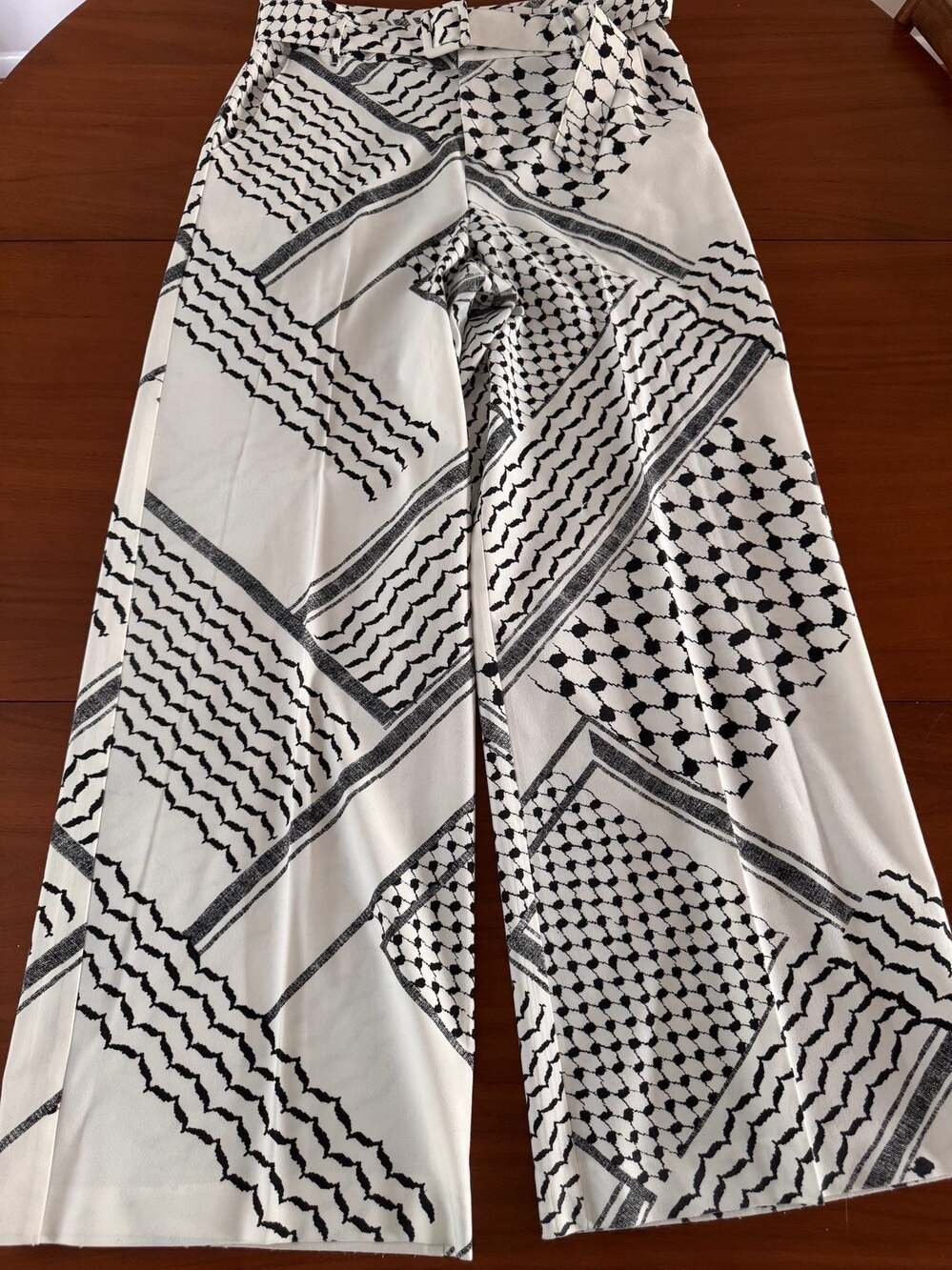 Eva Mendes for New York & Company Black & White Geometric Print Belted Wide Leg